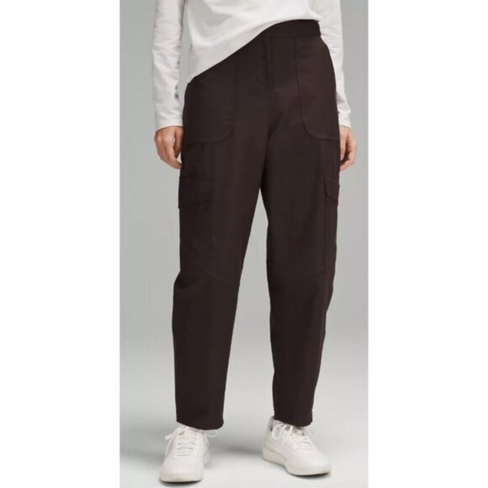 Lululemon Women's Light Utilitech Cargo Pocket High-Rise Pant in Espresso Brown